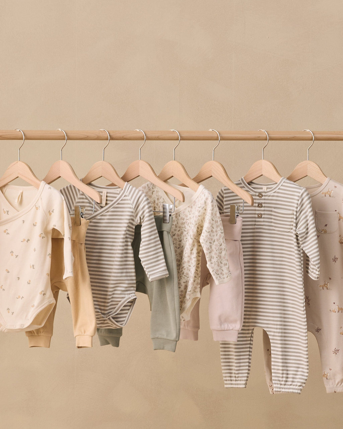 Quincy Mae Side Snap Bodysuit + Pant Set - Floret, NB