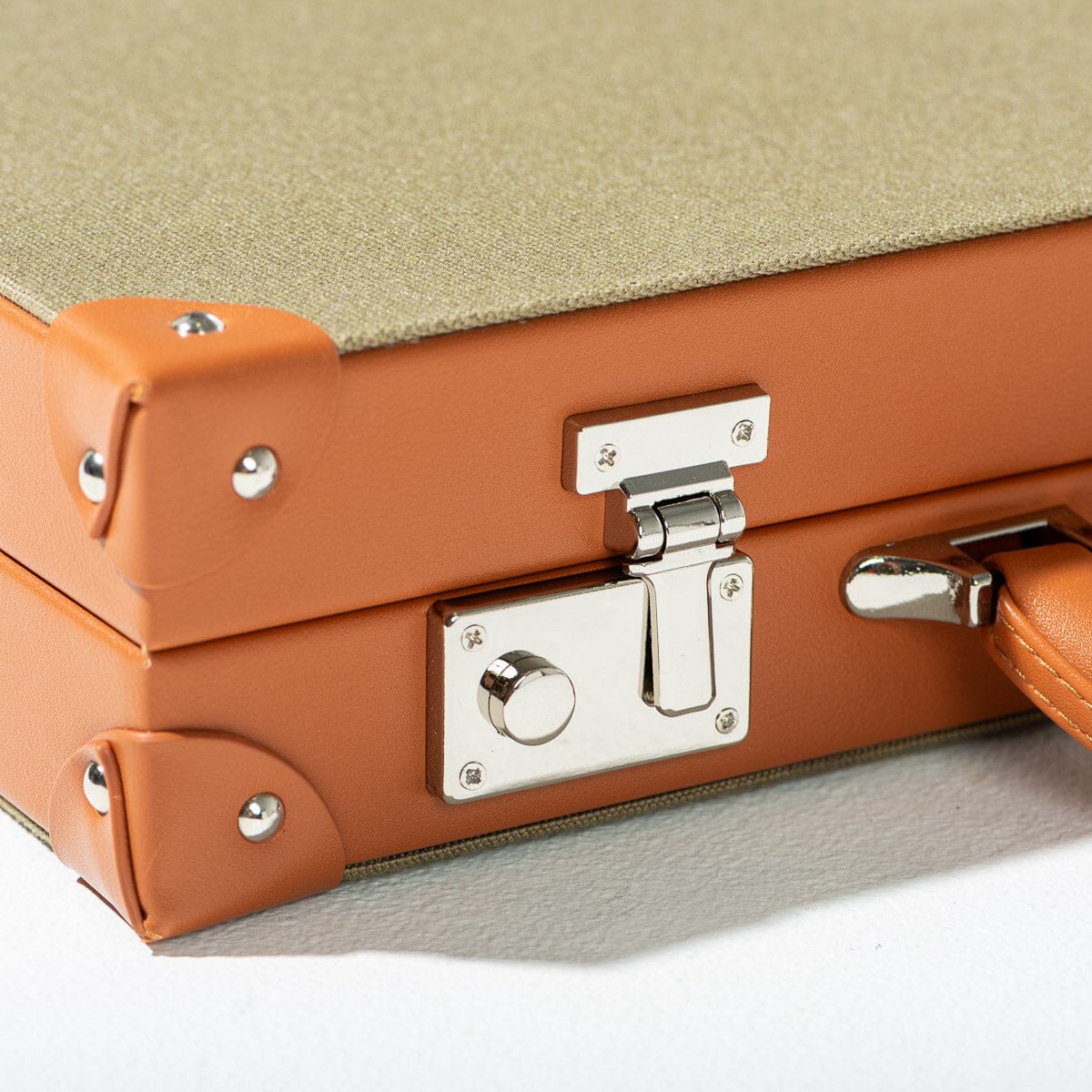The Backgammon Set x Jenni Kayne