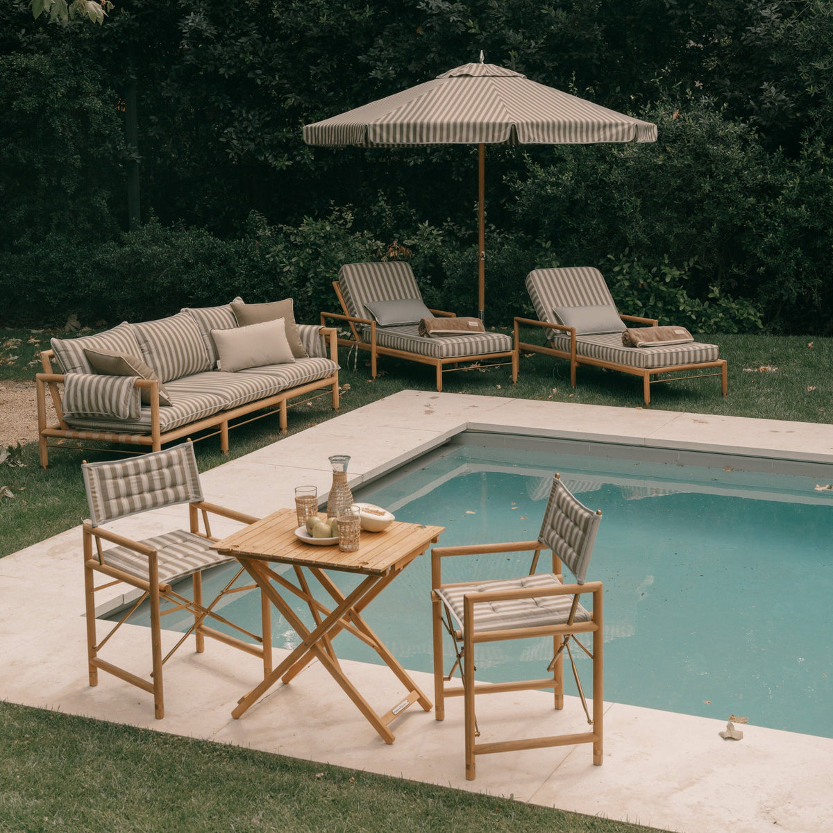 The Resort Market Umbrella x Jenni Kayne