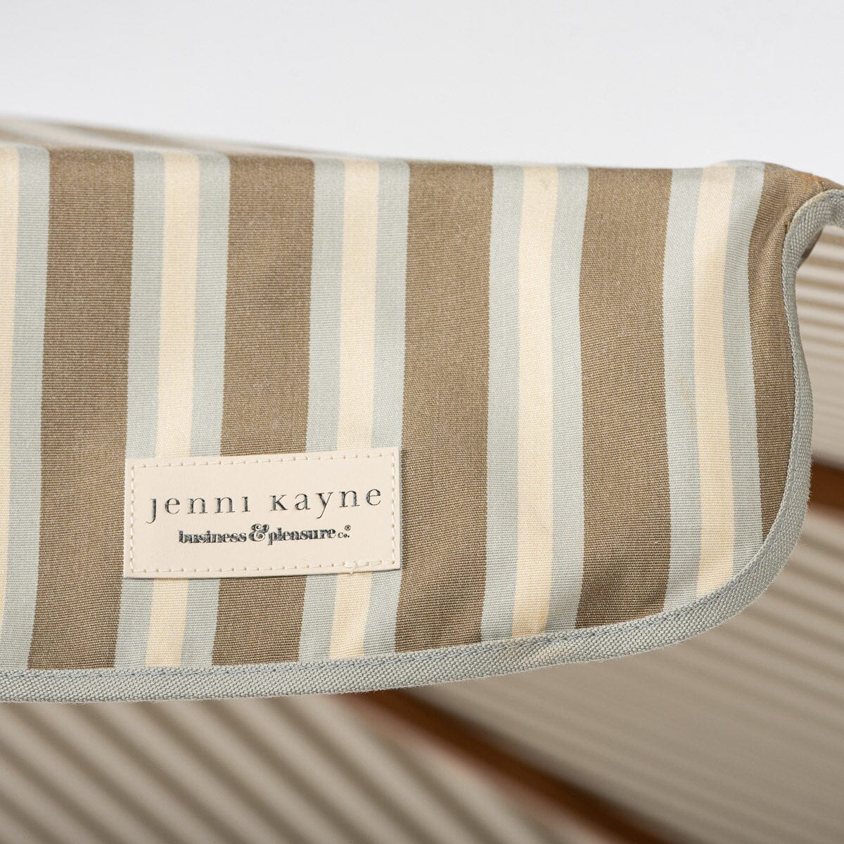 The Resort Market Umbrella x Jenni Kayne
