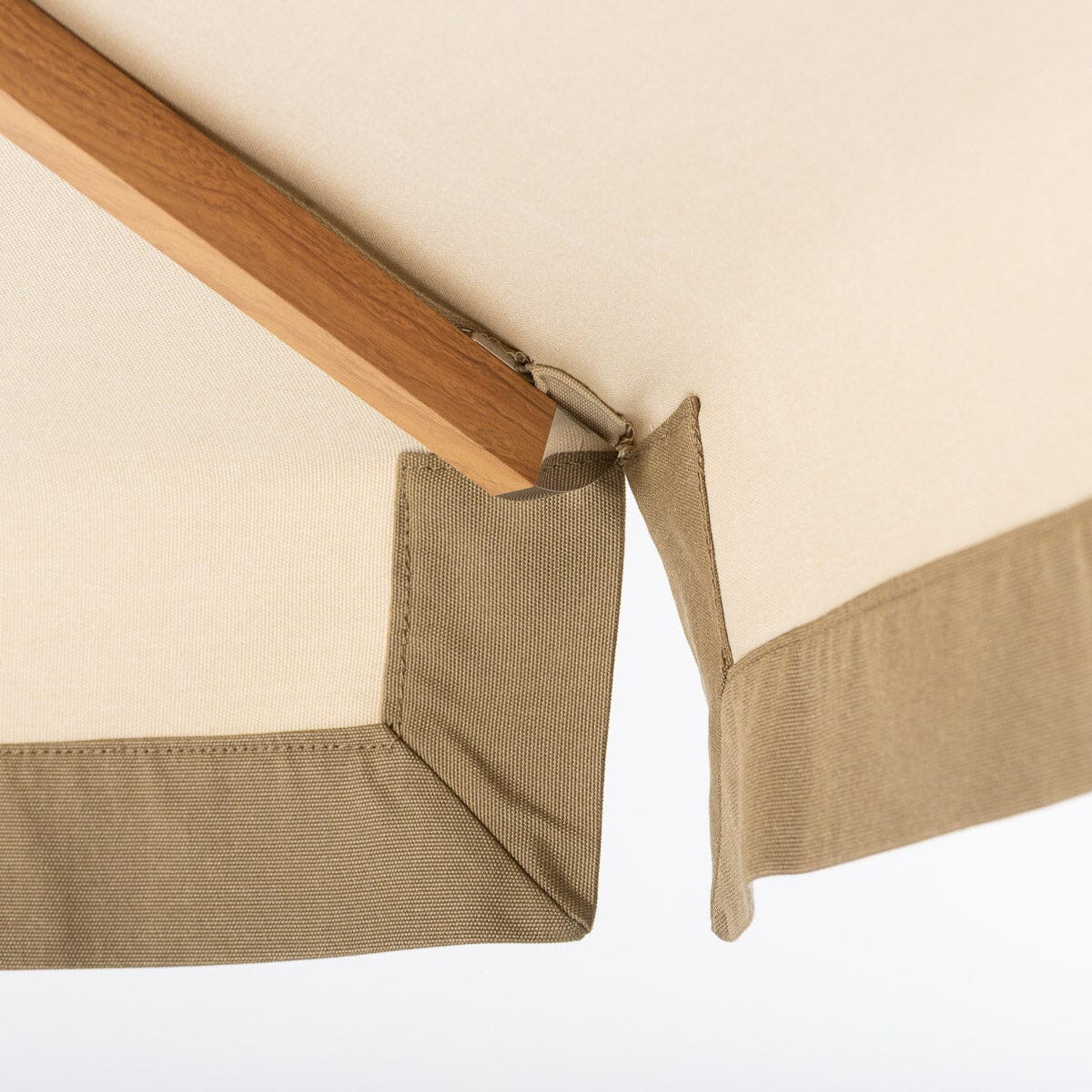 The Resort Market Umbrella x Jenni Kayne