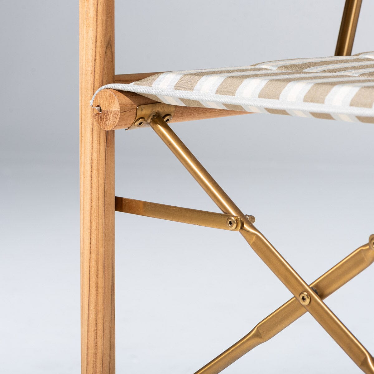 The WES Directors Chair x Jenni Kayne