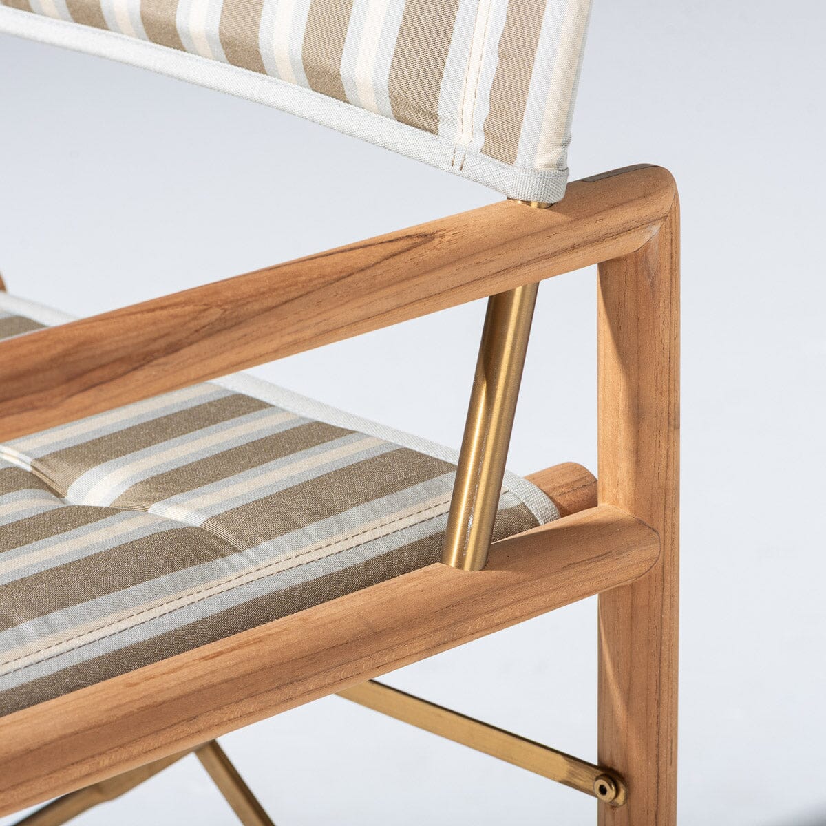 The WES Directors Chair x Jenni Kayne