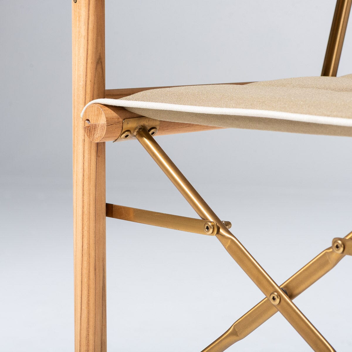 The WES Directors Chair x Jenni Kayne