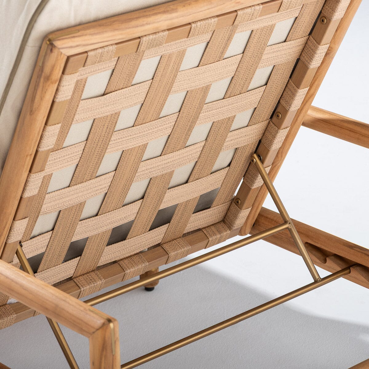 The WES Sun Lounger x Jenni Kayne