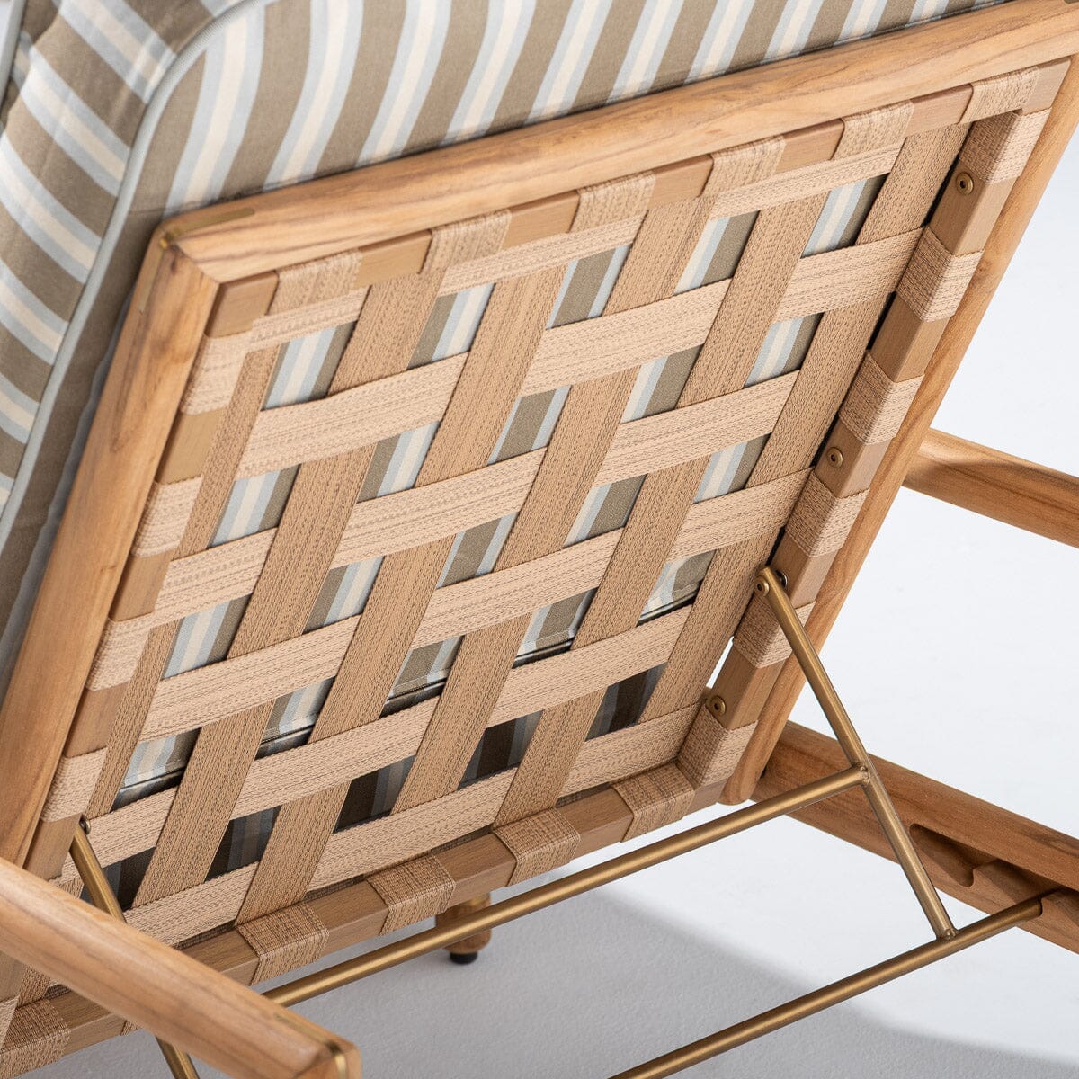 The WES Sun Lounger x Jenni Kayne